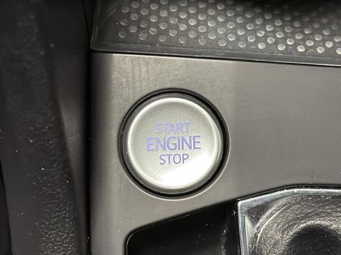 Used 2022 Volkswagen Taos S FWD image 21