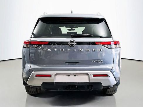 Used 2025 Nissan Pathfinder Platinum w/ Cargo Package AWD/4WD image 6