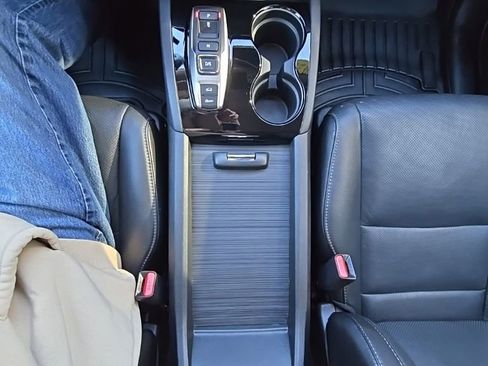 Certified 2022 Honda Pilot Elite image 26