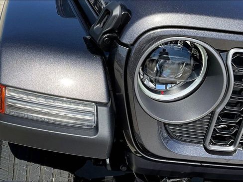 New 2026 Jeep Gladiator Sport image 29