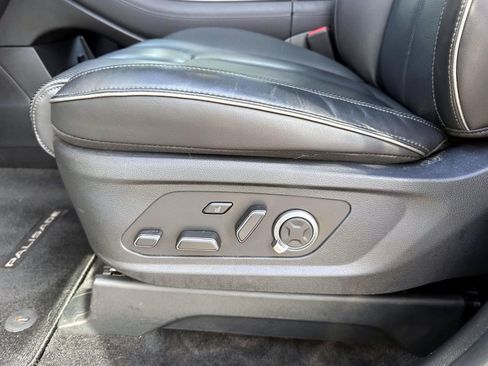 Used 2023 Hyundai Palisade Calligraphy AWD/4WD image 11