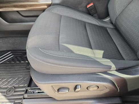 Used 2025 Chevrolet Silverado 1500 LT Trail Boss w/ Convenience Package II image 25