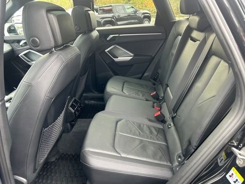 Used 2024 Audi Q3 2.0T Premium Plus w/ Premium Plus Package image 16