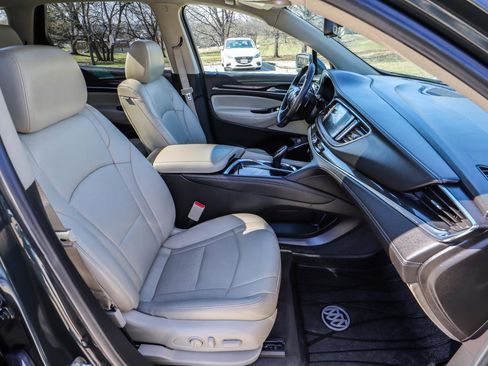 Used 2018 Buick Enclave Premium w/ Experience Buick Package image 40