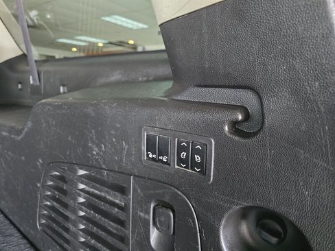 Used 2016 Cadillac Escalade ESV Luxury image 37