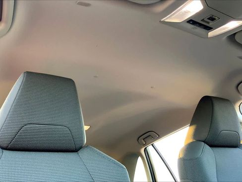 Used 2023 Toyota RAV4 LE image 13