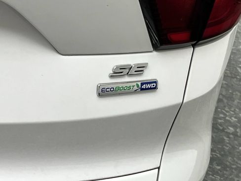 Used 2019 Ford Escape SE AWD/4WD image 29