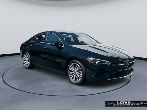 Used 2025 Mercedes-Benz CLA 250 image 3
