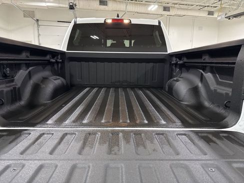 Used 2026 RAM 1500 Big Horn AWD/4WD image 24