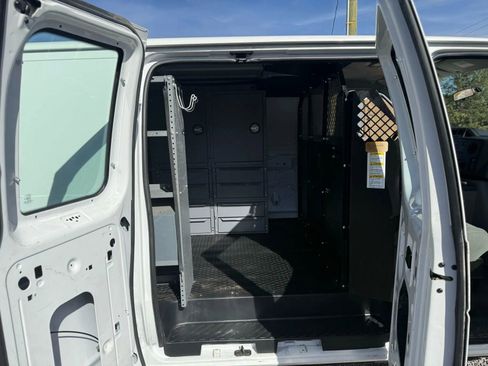 Used 2012 Ford E-150 and Econoline 150 image 7