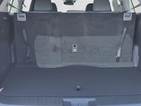 New 2026 Toyota Highlander Platinum AWD/4WD image 7