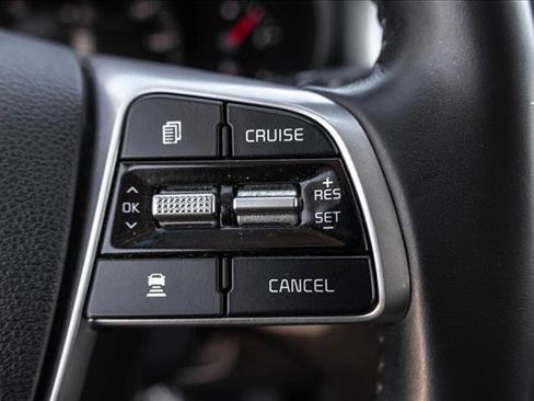 Used 2020 Kia Sorento EX FWD image 16