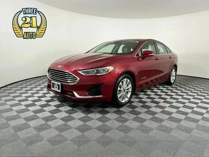 Used 2019 Ford Fusion SEL FWD image 1