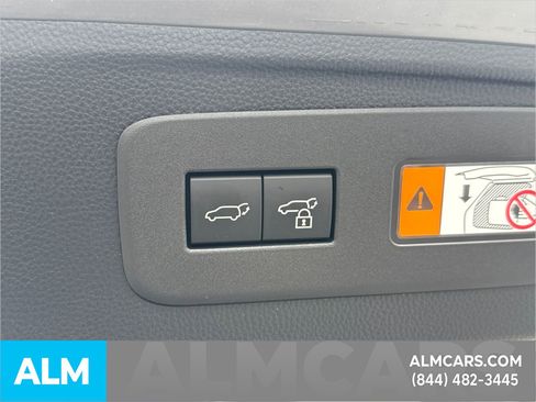 Used 2025 Lexus GX 550 w/ Accessory Package (2T) image 24