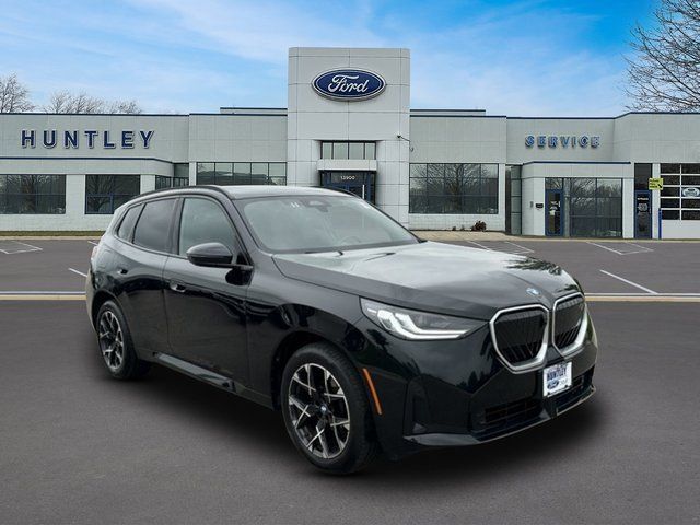 Used 2025 BMW X3 xDrive30i AWD/4WD image 4