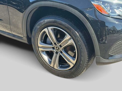 Used 2019 Mercedes-Benz GLC 300 4MATIC image 8