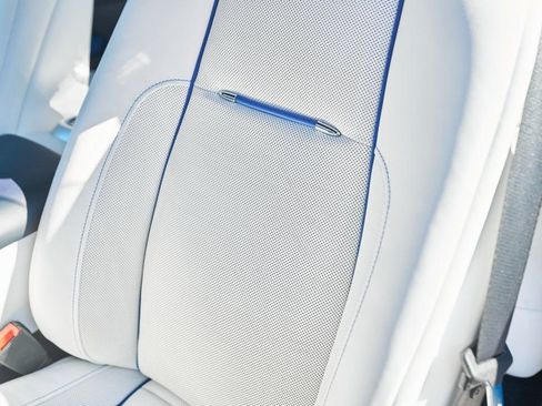 Used 2020 Rolls-Royce Wraith RWD image 44