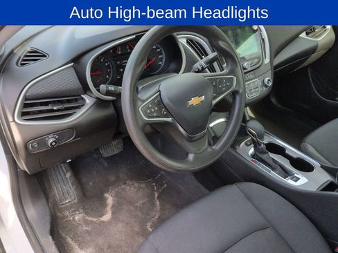 Used 2024 Chevrolet Malibu LT FWD image 11