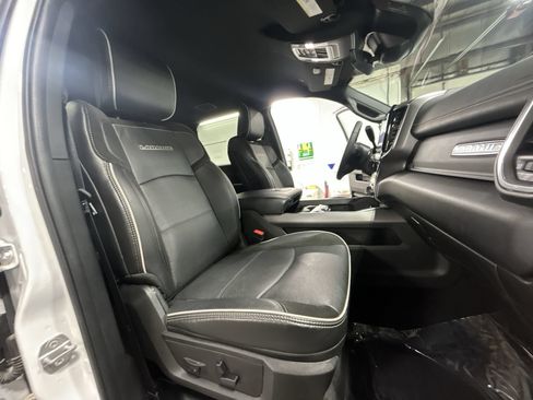Used 2025 RAM 3500 Laramie w/ Night Edition AWD/4WD image 28