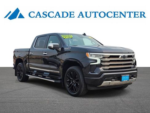 Certified 2022 Chevrolet Silverado 1500 High Country w/ Technology Package AWD/4WD image 13