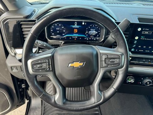 Used 2022 Chevrolet Silverado 1500 LT image 12
