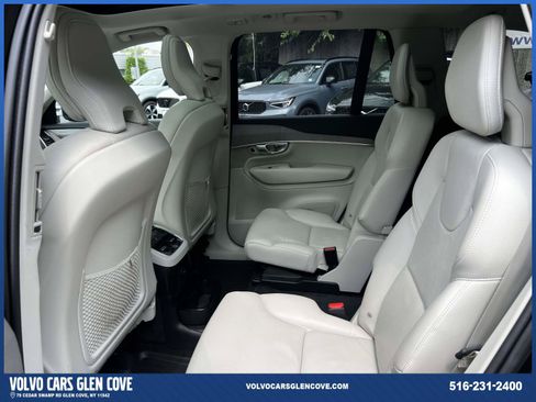 Used 2024 Volvo XC90 T8 Plus w/ Protection Package Premier AWD/4WD image 9