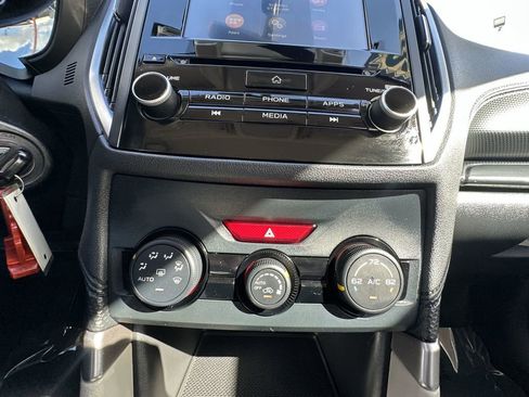 Used 2020 Subaru Forester Base image 27