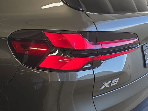 New 2026 BMW X5 xDrive50e w/ Premium Package image 20
