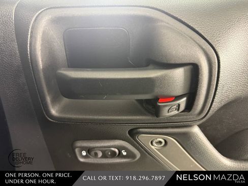 Used 2015 Jeep Wrangler Unlimited Sport w/ Quick Order Package 24S AWD/4WD image 46
