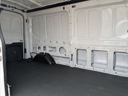 New 2025 Ford Transit 250 148 Medium Roof image 16