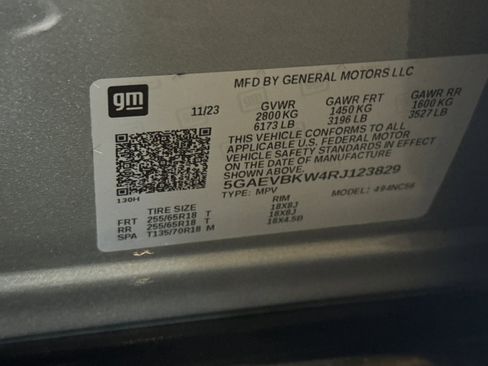 Used 2024 Buick Enclave Premium image 35