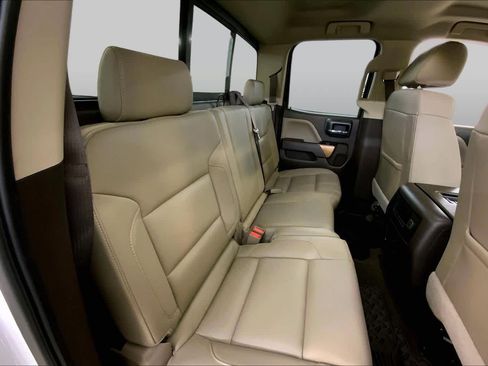 Used 2018 Chevrolet Silverado 1500 LTZ AWD/4WD image 19