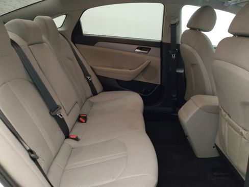 Used 2019 Hyundai Sonata SE image 19