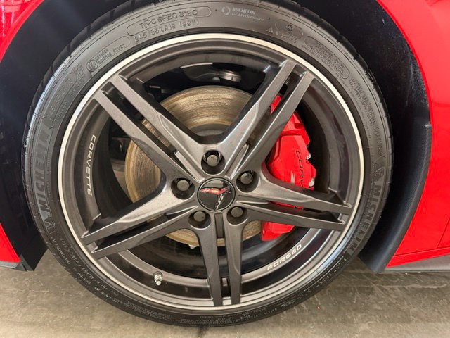 Used 2024 Chevrolet Corvette Stingray Premium Cpe w/ Z51 Performance Package RWD image 16