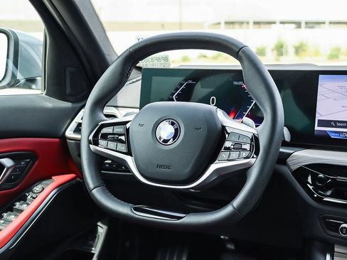 Certified 2025 BMW 330i Sedan RWD image 17