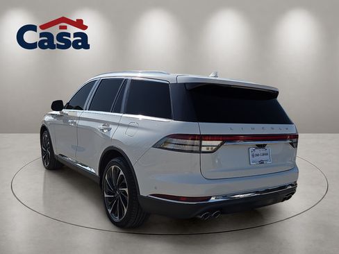 Used 2020 Lincoln Aviator Reserve w/ Equipment Group 202A AWD/4WD image 2