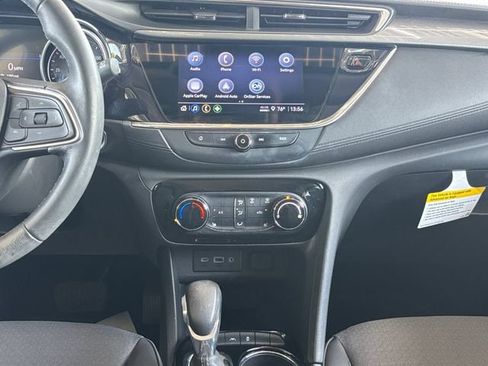 Used 2023 Buick Encore GX Preferred w/ Cold Weather Comfort Package FWD image 4