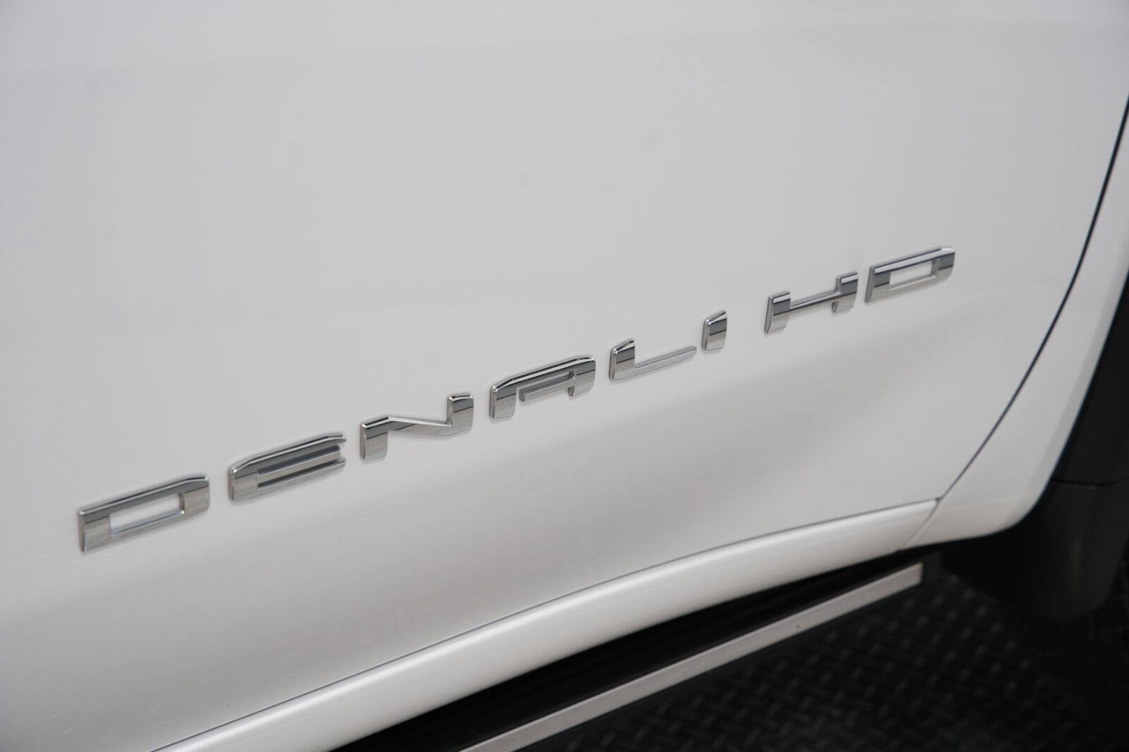 Certified 2024 GMC Sierra 2500 Denali w/ Denali Reserve Package AWD/4WD image 31