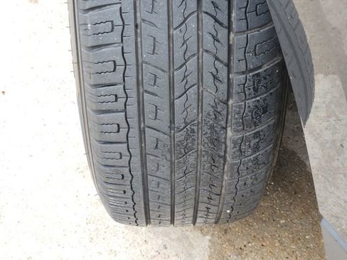 Used 2021 Chevrolet Equinox LT FWD image 11