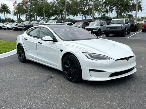 Used 2021 Tesla Model S Plaid image 4