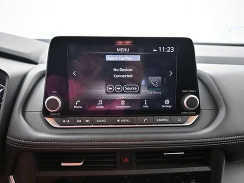 Used 2025 Nissan Rogue SV AWD/4WD image 20