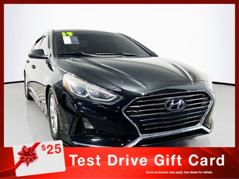 Used 2019 Hyundai Sonata SE FWD image 1