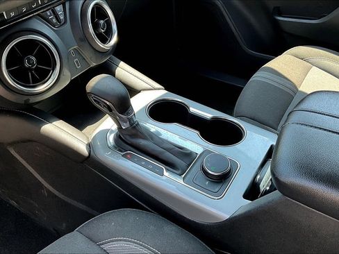 Used 2023 Chevrolet Blazer LT image 17