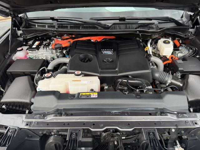 Used 2024 Toyota Sequoia Limited AWD/4WD image 21