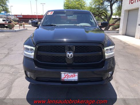 Used 2014 RAM 1500 Express RWD image 3