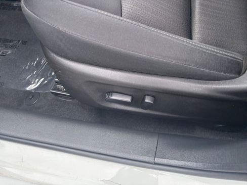 Used 2025 Nissan Altima 2.5 SV image 22