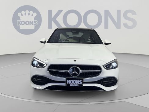 Used 2025 Mercedes-Benz C 300 4MATIC Sedan image 4