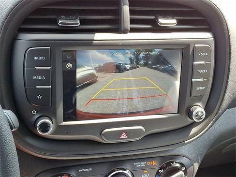 New 2025 Kia Soul LX w/ LX Technology Package image 12