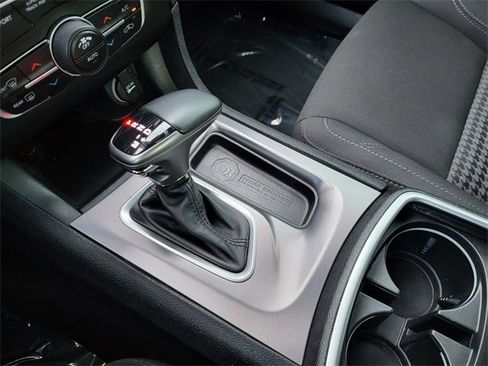 Used 2019 Dodge Charger SXT w/ Driver Confidence Group image 22