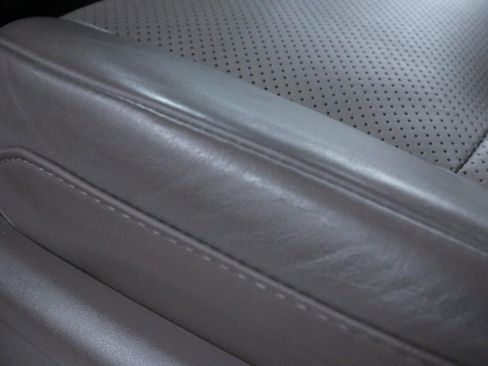 Used 2023 Lexus GX 460 Luxury w/ Sport Design Package image 16